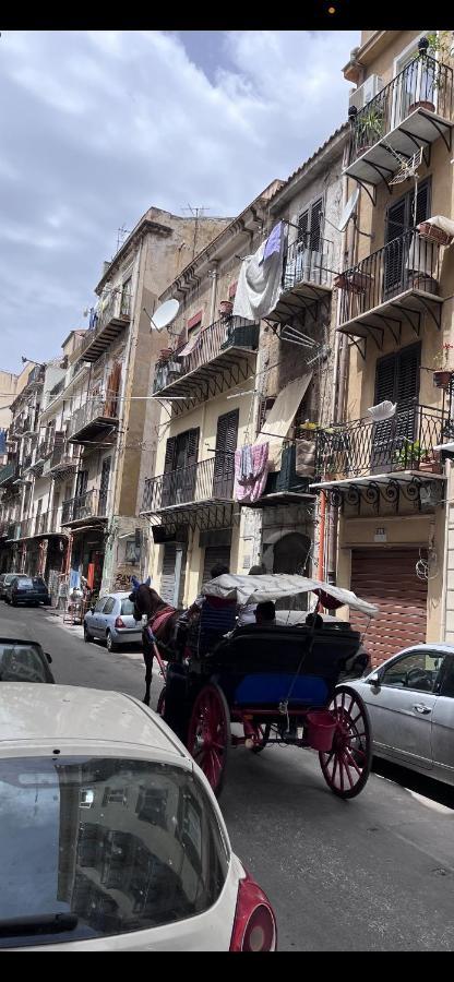 דירות פלרמו La Casa Di Tabbi מראה חיצוני תמונה